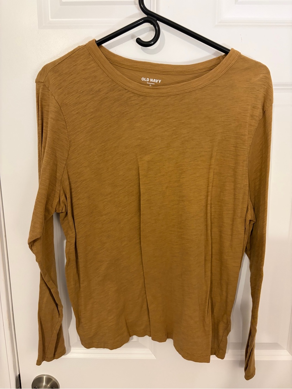 Old Navy Long-Sleeve Crewneck Top in Mustard Brown XL